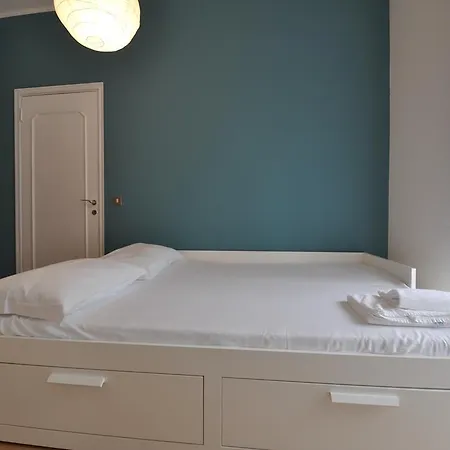 Omarini Apartamento *